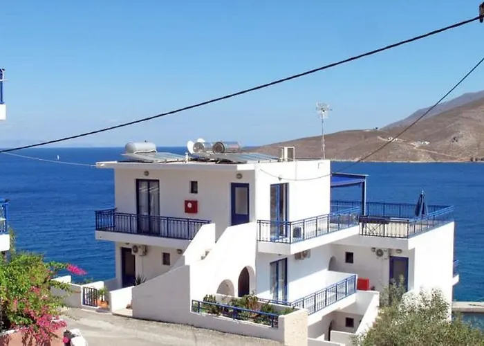 Marinas شقة