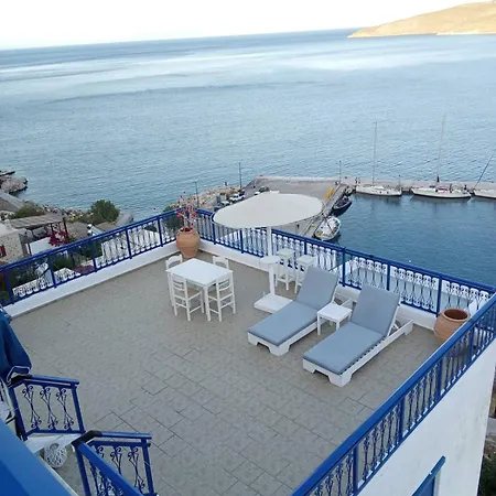 Marinas * Livadia (Tilos)
